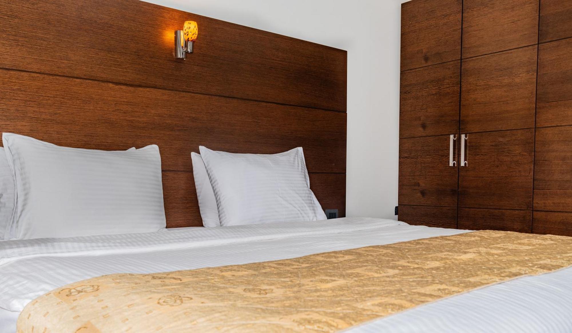 Britannia Suites Bejrút Kültér fotó