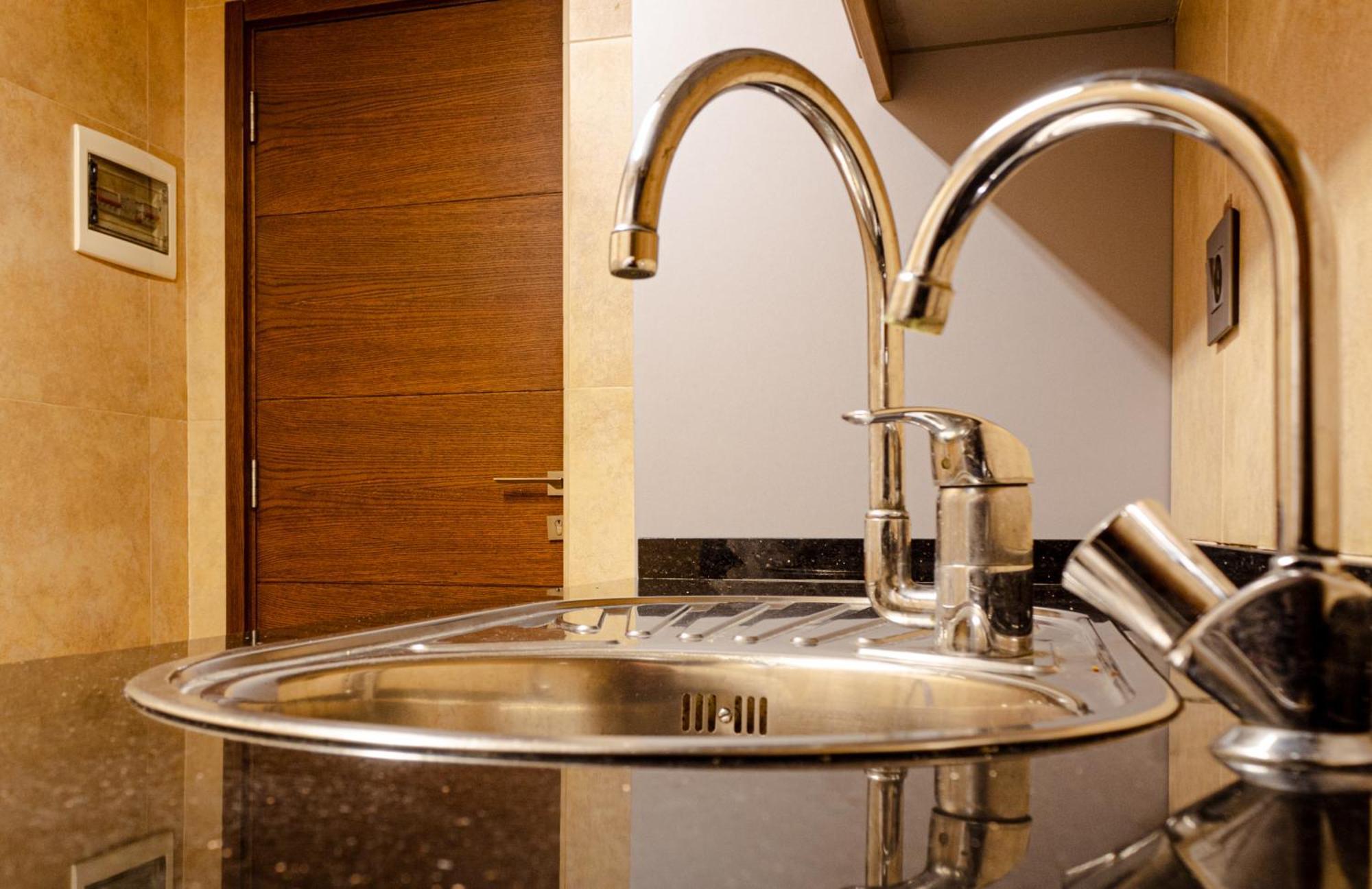 Britannia Suites Bejrút Kültér fotó