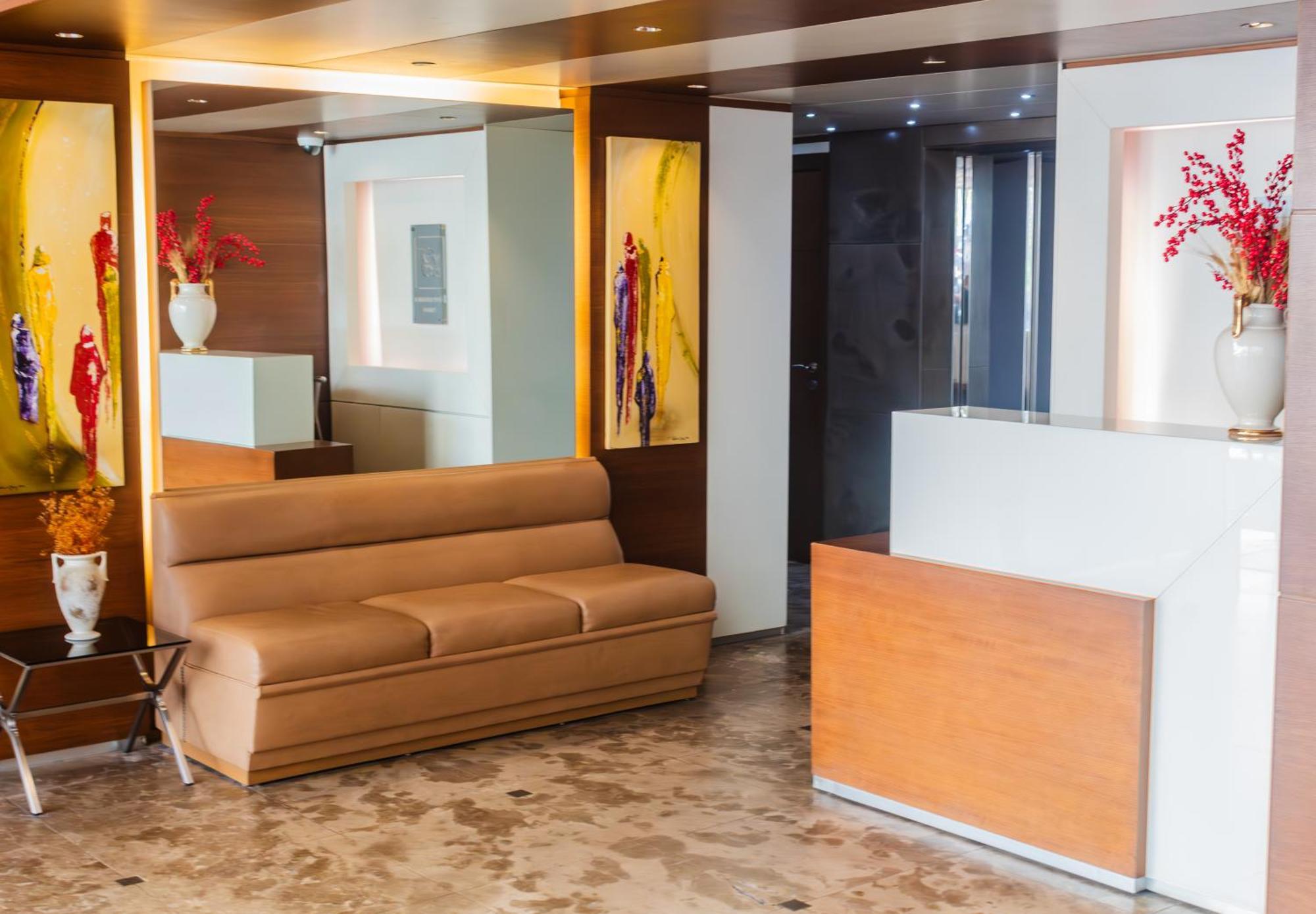 Britannia Suites Bejrút Kültér fotó
