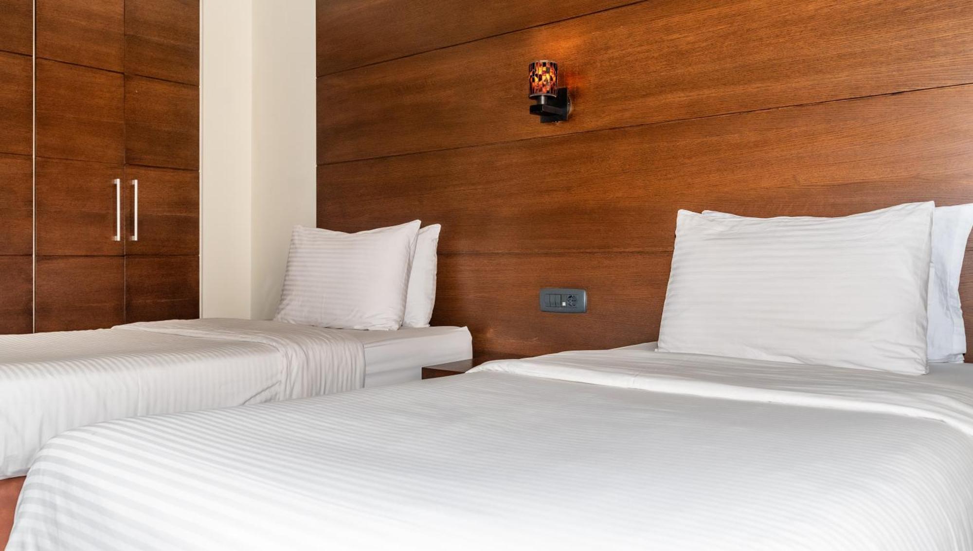 Britannia Suites Bejrút Kültér fotó
